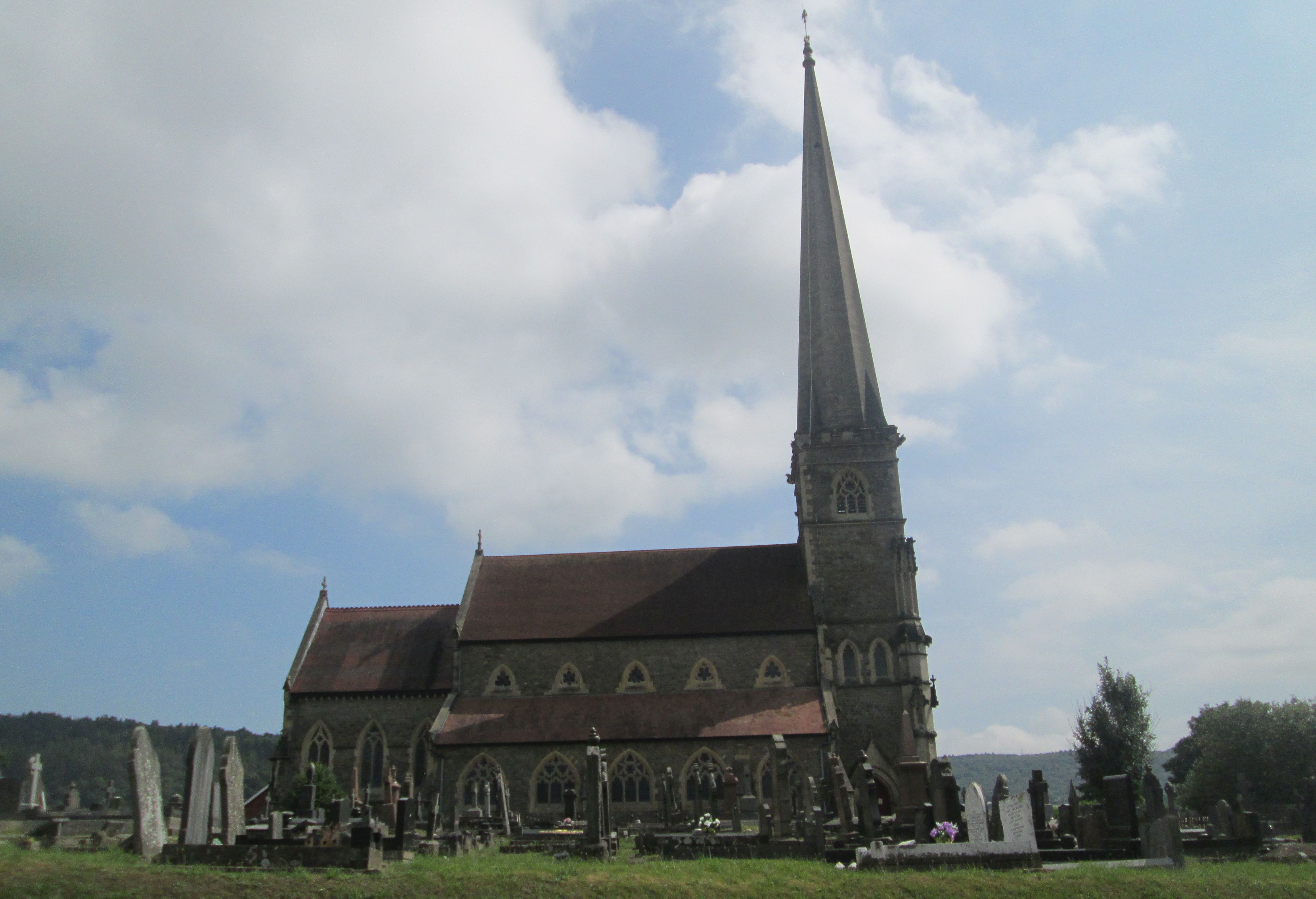 Saint Peters Church, Pontardawe